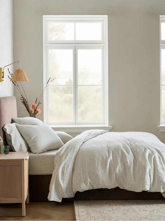 Quince Other - NWOT Quince European Linen Duvet Cover Only, Full/Queen, Willowleaf/White Stripe
